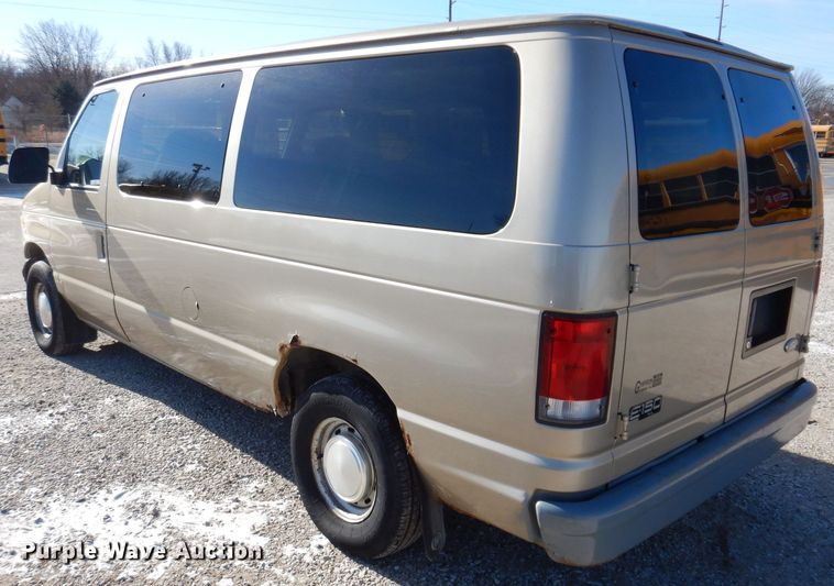 image for item KW9593 2000 Ford E150 XL  van