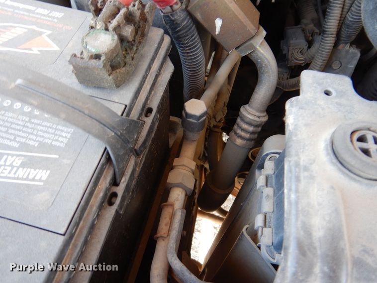 image for item KW9593 2000 Ford E150 XL  van