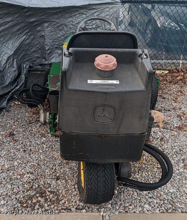 image for item LF9634 John Deere 2653A  reel mower