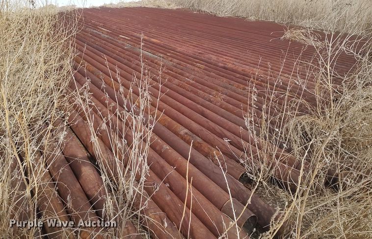 image for item LG9532 Approximately 46 oilfield pipes