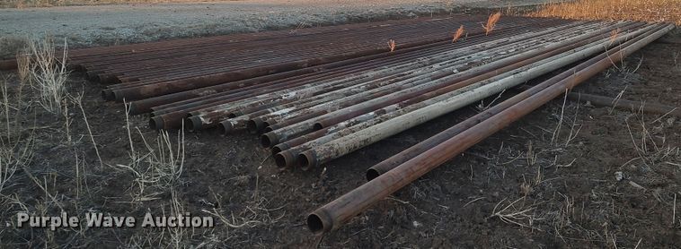 image for item LG9533 Approximately 43 oilfield pipes
