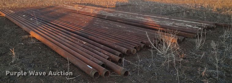 image for item LG9533 Approximately 43 oilfield pipes