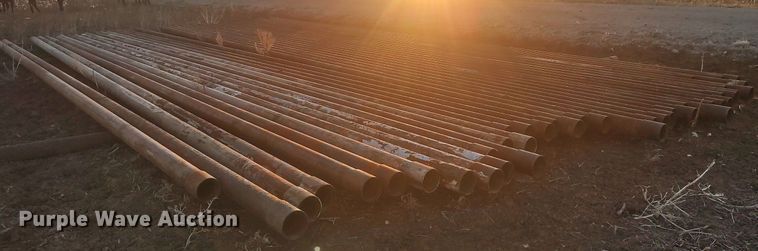 image for item LG9533 Approximately 43 oilfield pipes