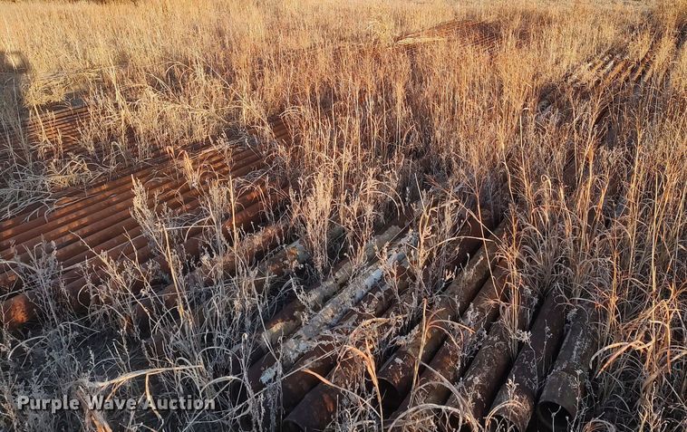 image for item LG9534 Approximately 40 oilfield pipes