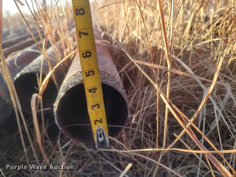 image for item LG9534 Approximately 40 oilfield pipes