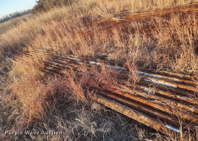 image for item LG9534 Approximately 40 oilfield pipes