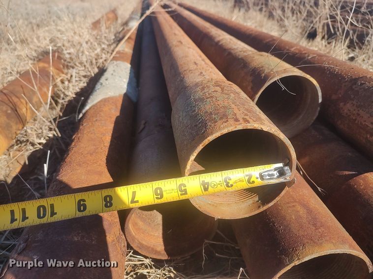 image for item LG9536 Approximately 47 oilfield pipes