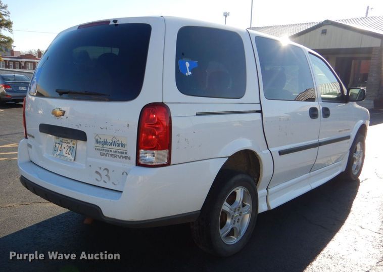 image for item LI9048 2008 Chevrolet Uplander  handicap accessible van