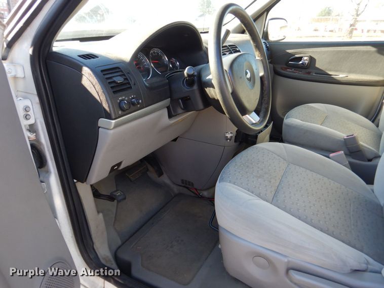 image for item LI9048 2008 Chevrolet Uplander  handicap accessible van