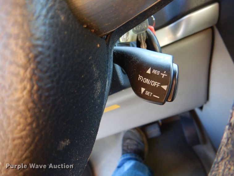 image for item LI9048 2008 Chevrolet Uplander  handicap accessible van