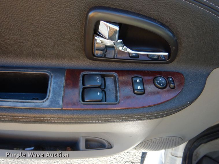 image for item LI9048 2008 Chevrolet Uplander  handicap accessible van