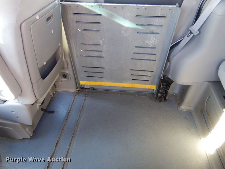 image for item LI9048 2008 Chevrolet Uplander  handicap accessible van