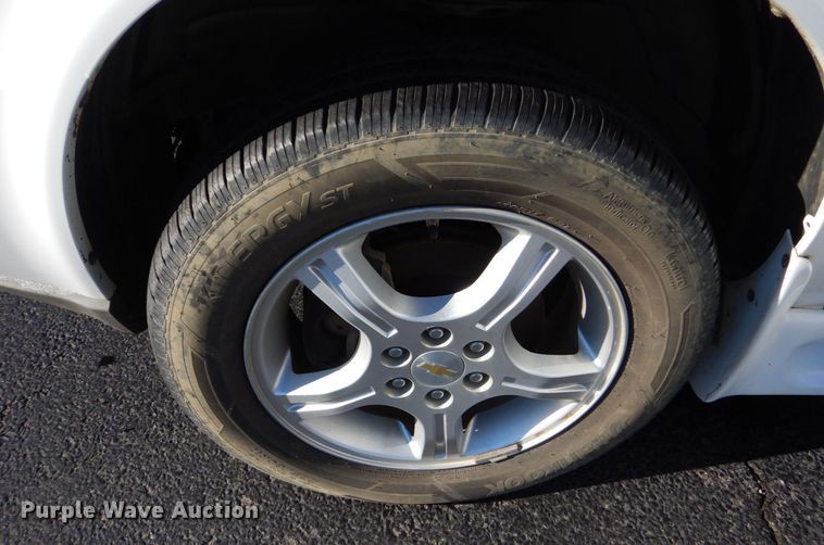 image for item LI9048 2008 Chevrolet Uplander  handicap accessible van