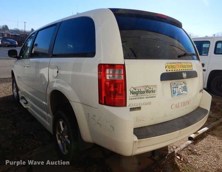 image for item LI9049 2010 Dodge Grand Caravan SE  handicap accessible van