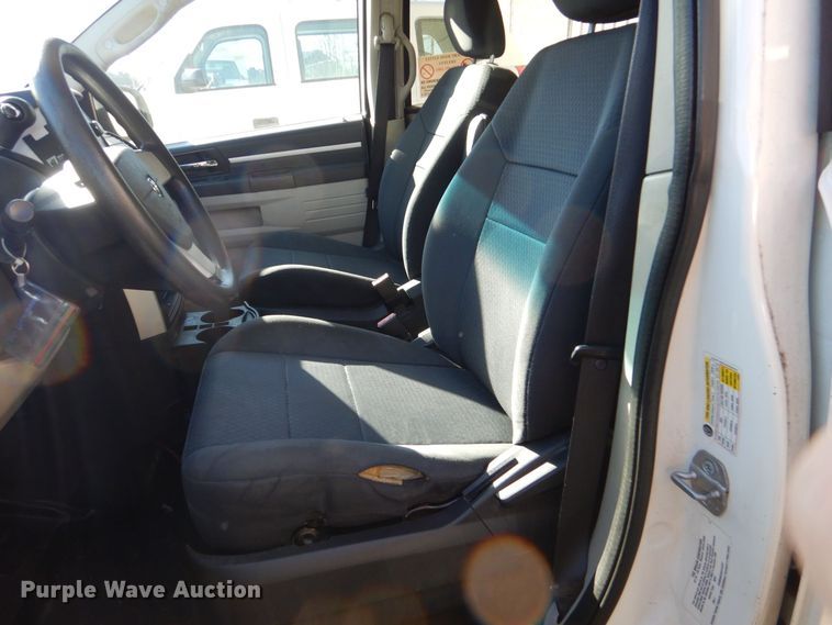 image for item LI9049 2010 Dodge Grand Caravan SE  handicap accessible van