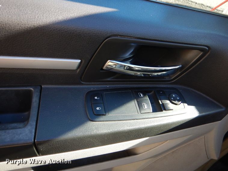 image for item LI9049 2010 Dodge Grand Caravan SE  handicap accessible van