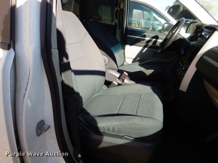 image for item LI9049 2010 Dodge Grand Caravan SE  handicap accessible van