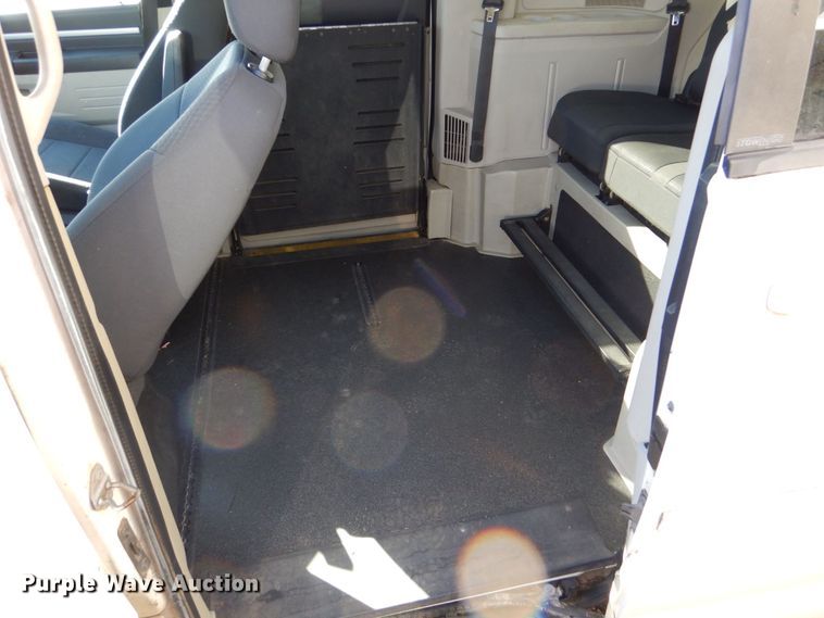 image for item LI9049 2010 Dodge Grand Caravan SE  handicap accessible van