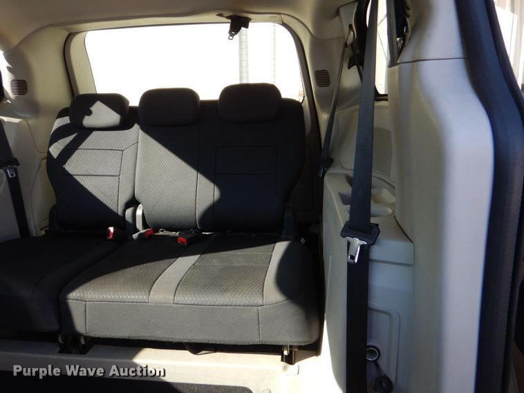 image for item LI9049 2010 Dodge Grand Caravan SE  handicap accessible van