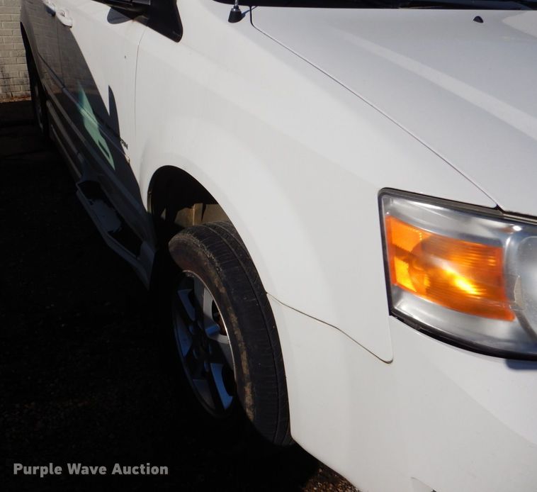 image for item LI9050 2010 Dodge Grand Caravan SE  handicap accessible van