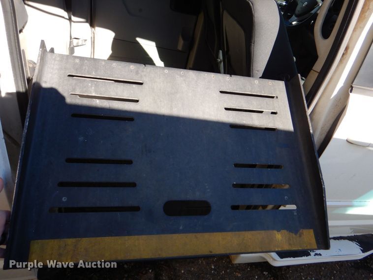 image for item LI9050 2010 Dodge Grand Caravan SE  handicap accessible van