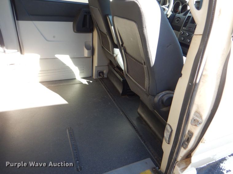 image for item LI9050 2010 Dodge Grand Caravan SE  handicap accessible van