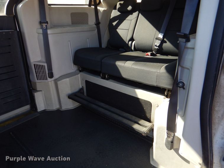 image for item LI9050 2010 Dodge Grand Caravan SE  handicap accessible van