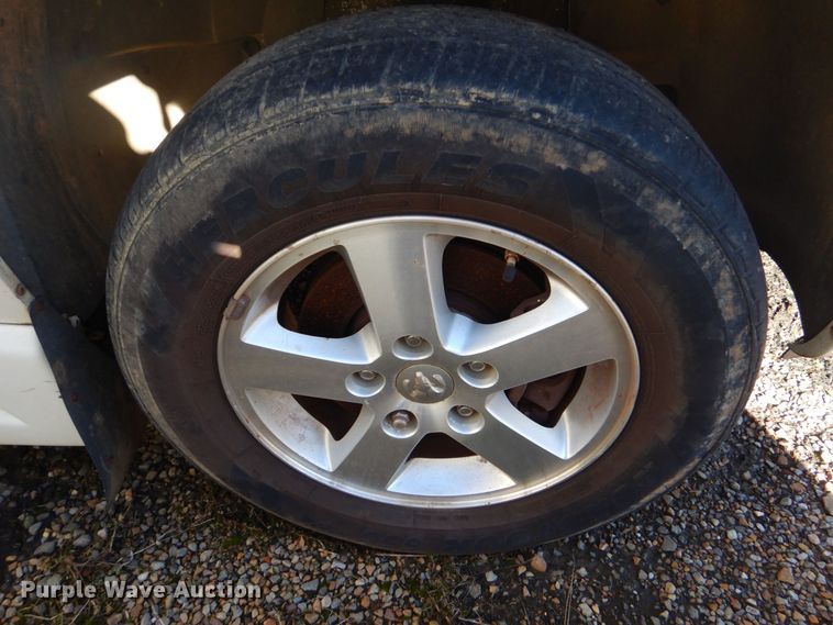 image for item LI9050 2010 Dodge Grand Caravan SE  handicap accessible van