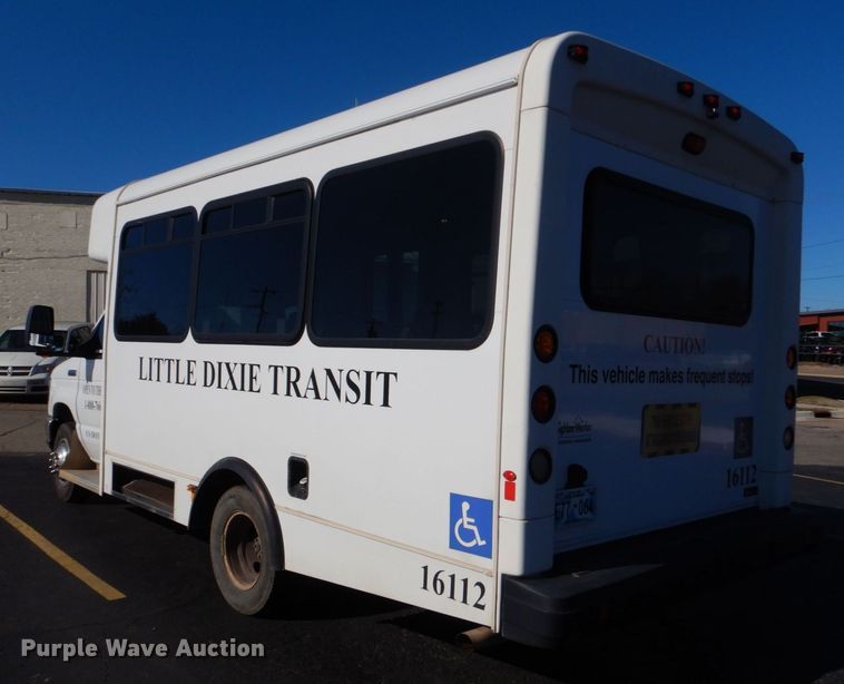 image for item LI9051 2013 Ford E350 Super Duty  shuttle bus