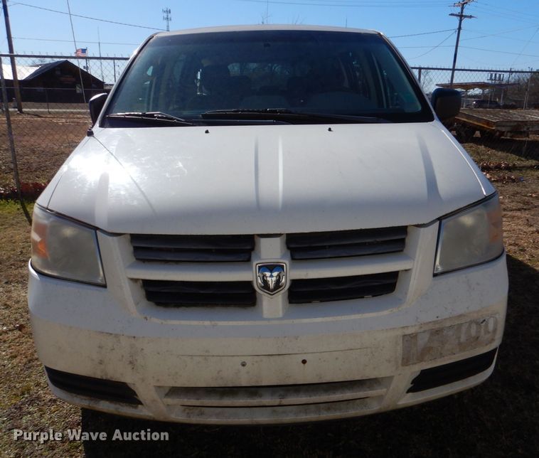 image for item LI9052 2010 Dodge Grand Caravan SE  handicap accessible van
