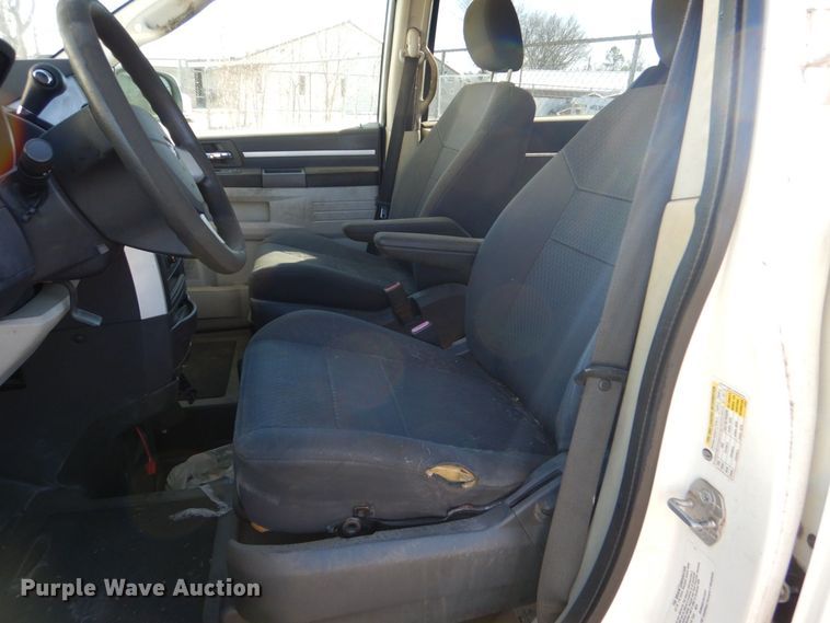 image for item LI9052 2010 Dodge Grand Caravan SE  handicap accessible van