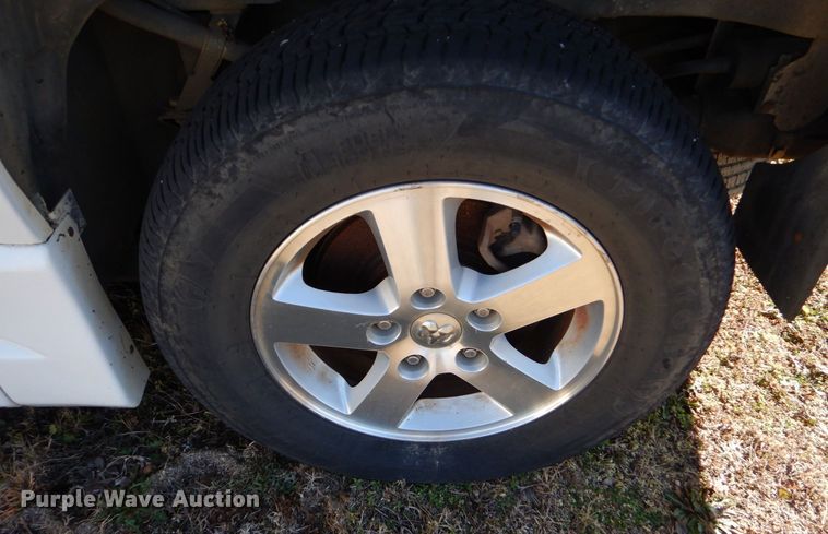 image for item LI9052 2010 Dodge Grand Caravan SE  handicap accessible van