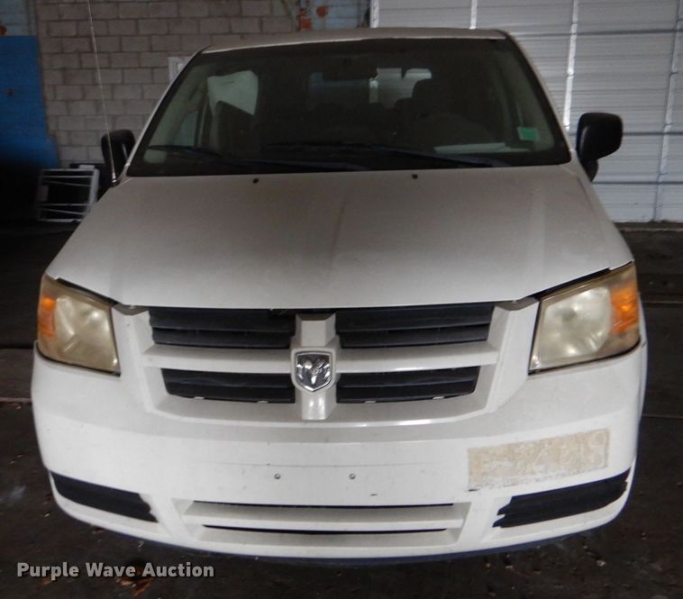 image for item LI9053 2010 Dodge Grand Caravan SE  handicap accessible van