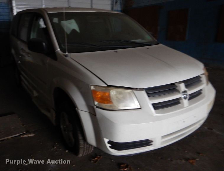 image for item LI9053 2010 Dodge Grand Caravan SE  handicap accessible van