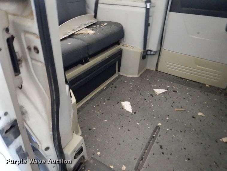 image for item LI9053 2010 Dodge Grand Caravan SE  handicap accessible van