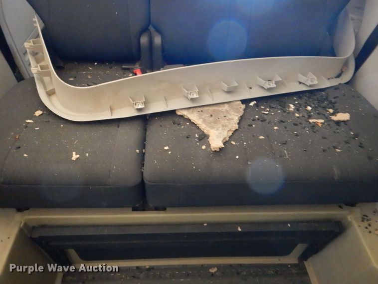 image for item LI9053 2010 Dodge Grand Caravan SE  handicap accessible van