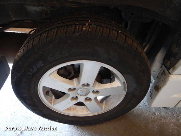 image for item LI9053 2010 Dodge Grand Caravan SE  handicap accessible van