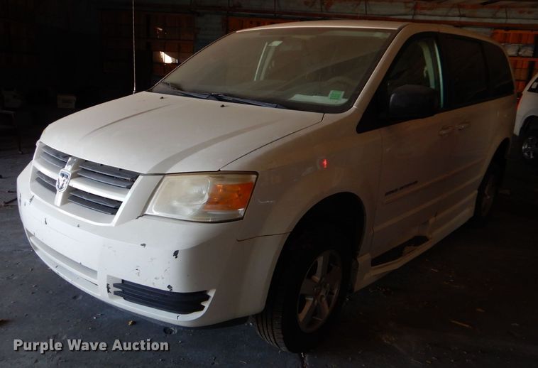 image for item LI9054 2010 Dodge Grand Caravan SE  handicap accessible van