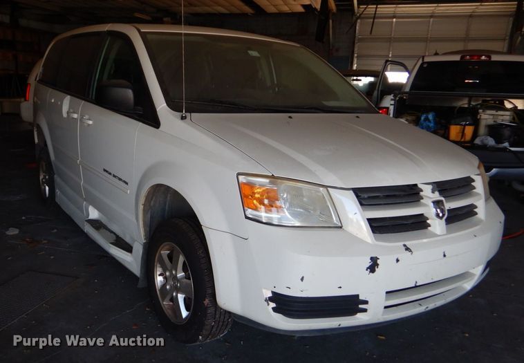 image for item LI9054 2010 Dodge Grand Caravan SE  handicap accessible van