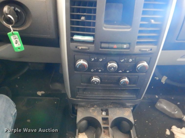 image for item LI9054 2010 Dodge Grand Caravan SE  handicap accessible van