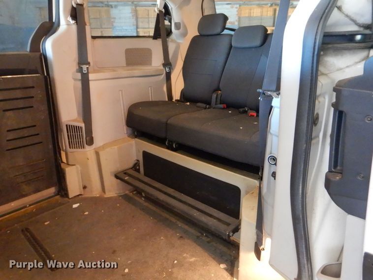 image for item LI9054 2010 Dodge Grand Caravan SE  handicap accessible van