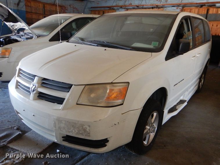 image for item LI9055 2010 Dodge Grand Caravan SE  handicap accessible van