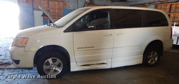 image for item LI9055 2010 Dodge Grand Caravan SE  handicap accessible van