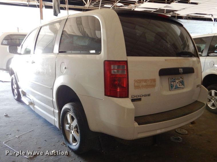 image for item LI9056 2010 Dodge Grand Caravan SE  handicap accessible van