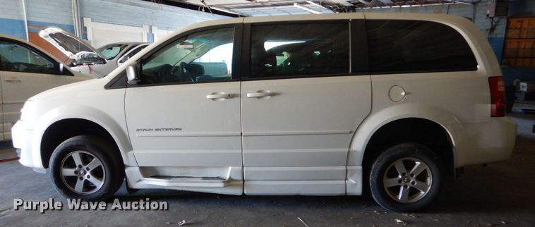image for item LI9056 2010 Dodge Grand Caravan SE  handicap accessible van