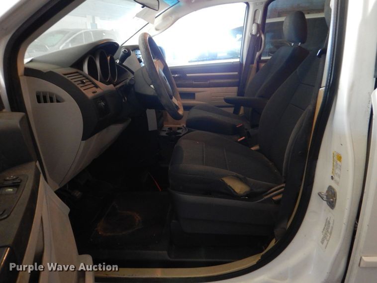 image for item LI9056 2010 Dodge Grand Caravan SE  handicap accessible van