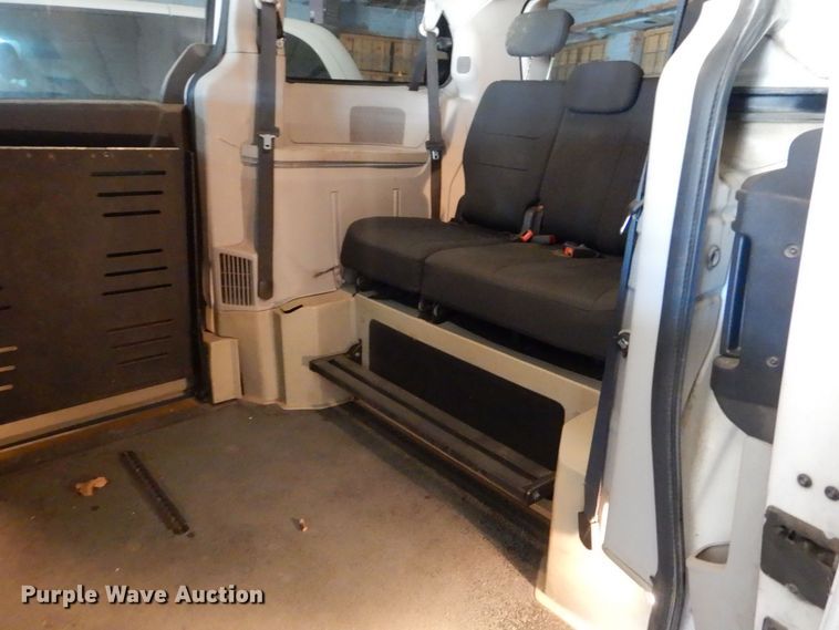 image for item LI9056 2010 Dodge Grand Caravan SE  handicap accessible van