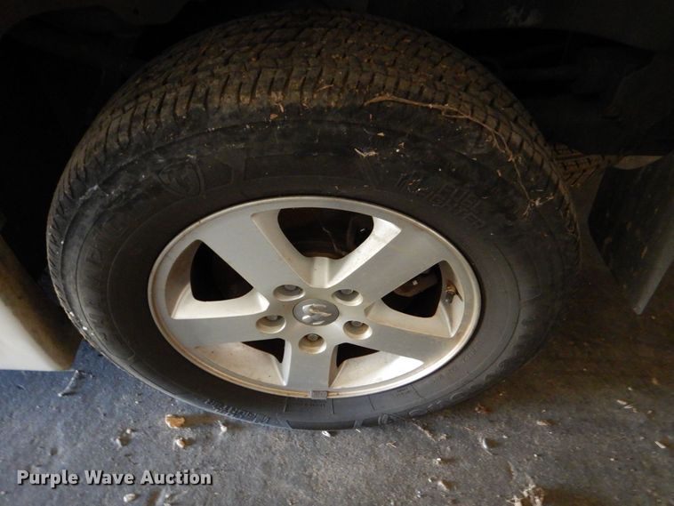 image for item LI9056 2010 Dodge Grand Caravan SE  handicap accessible van