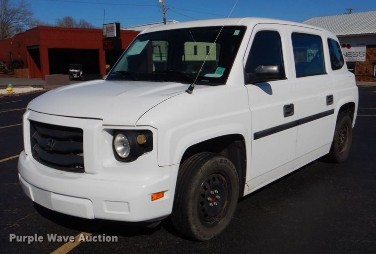 image for item LI9057 2012 VPG MV-1  handicap accessible van