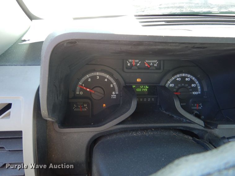 image for item LI9057 2012 VPG MV-1  handicap accessible van